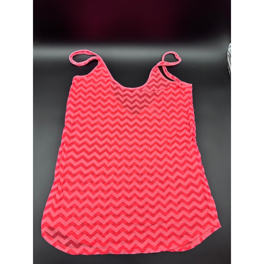 PINK Victoria's Secret Coral‎ Chevron Tank Top Sleeveless Casual Comfy Medium